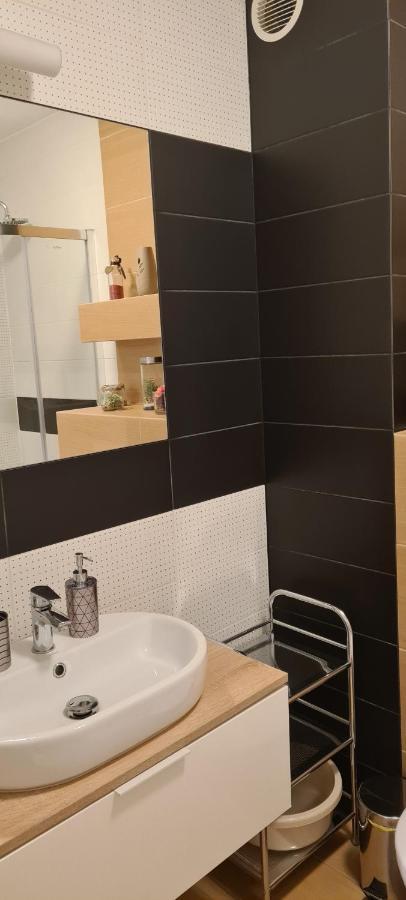 Grey & White Pogodne Apartman Kołobrzeg Kültér fotó