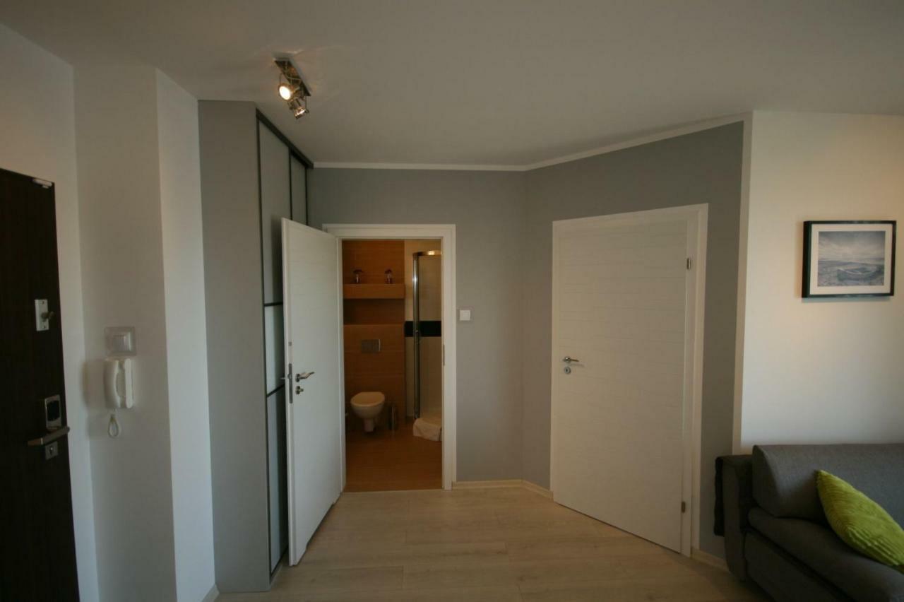 Grey & White Pogodne Apartman Kołobrzeg Kültér fotó