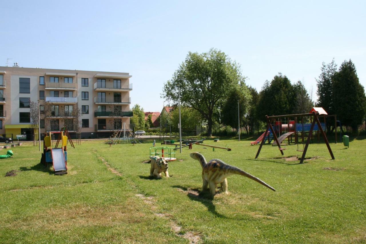 Grey & White Pogodne Apartman Kołobrzeg Kültér fotó