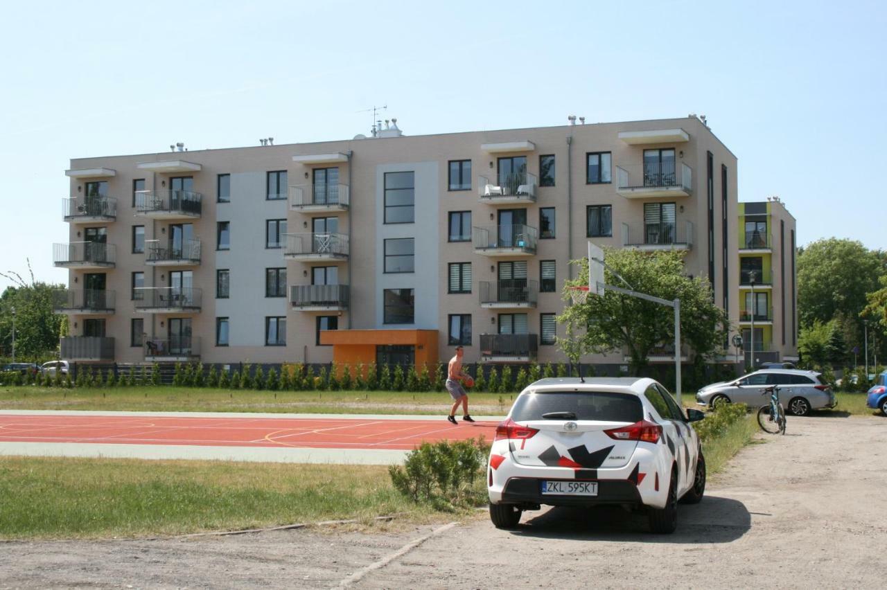 Grey & White Pogodne Apartman Kołobrzeg Kültér fotó